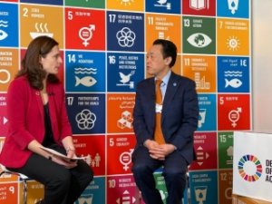 FAO Director-General invites private sector to join fight against hunger and poverty