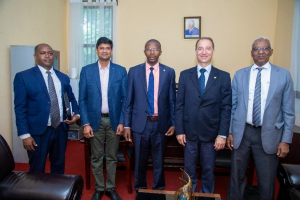 IRRI Director General`s visit in Burundi underlines the need to foster collaboration 