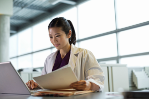  Survey Shows Biomedical Researchers Concerns on Public Engagement