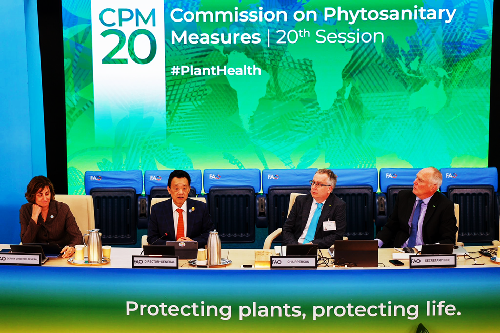 Director-General addresses 20th Session of the Commission on Phytosanitary Measures