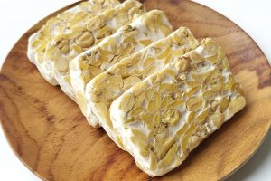 UMass Amherst Team to Develop New Plant-based Protein Food from Chickpeas and Peas